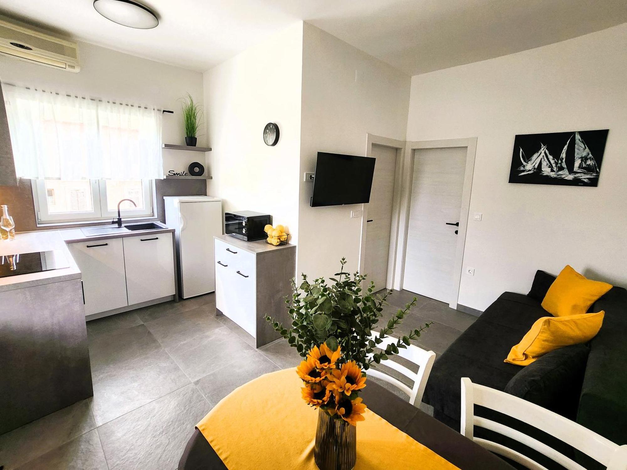 Apartments Maestral Malinska Bagian luar foto