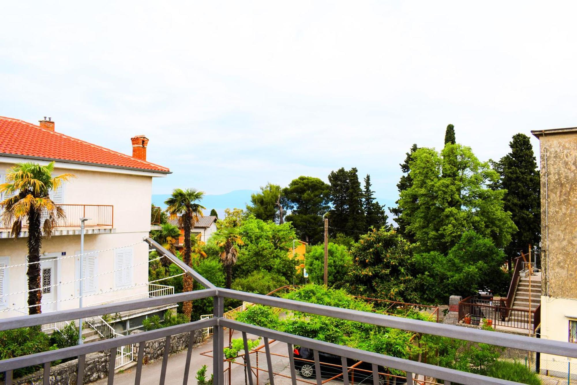 Apartments Maestral Malinska Bagian luar foto