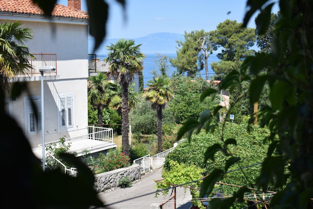 Apartments Maestral Malinska Bagian luar foto