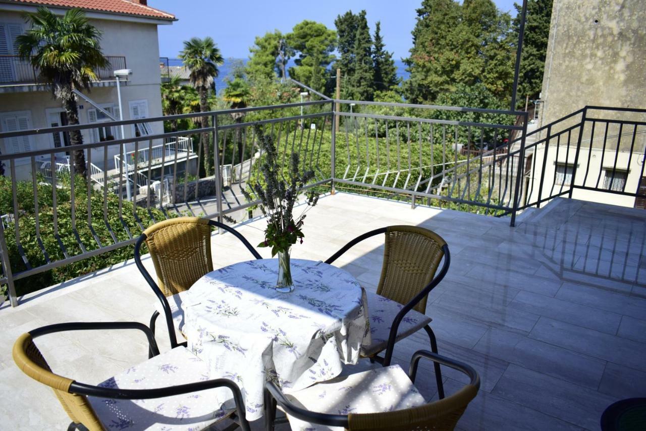 Apartments Maestral Malinska Bagian luar foto